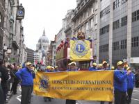 Loddon Valley Lion David Petrie shoulders the Lions Banner at The Lord Mayor\'s Show