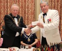 The Mayor receives his cheque